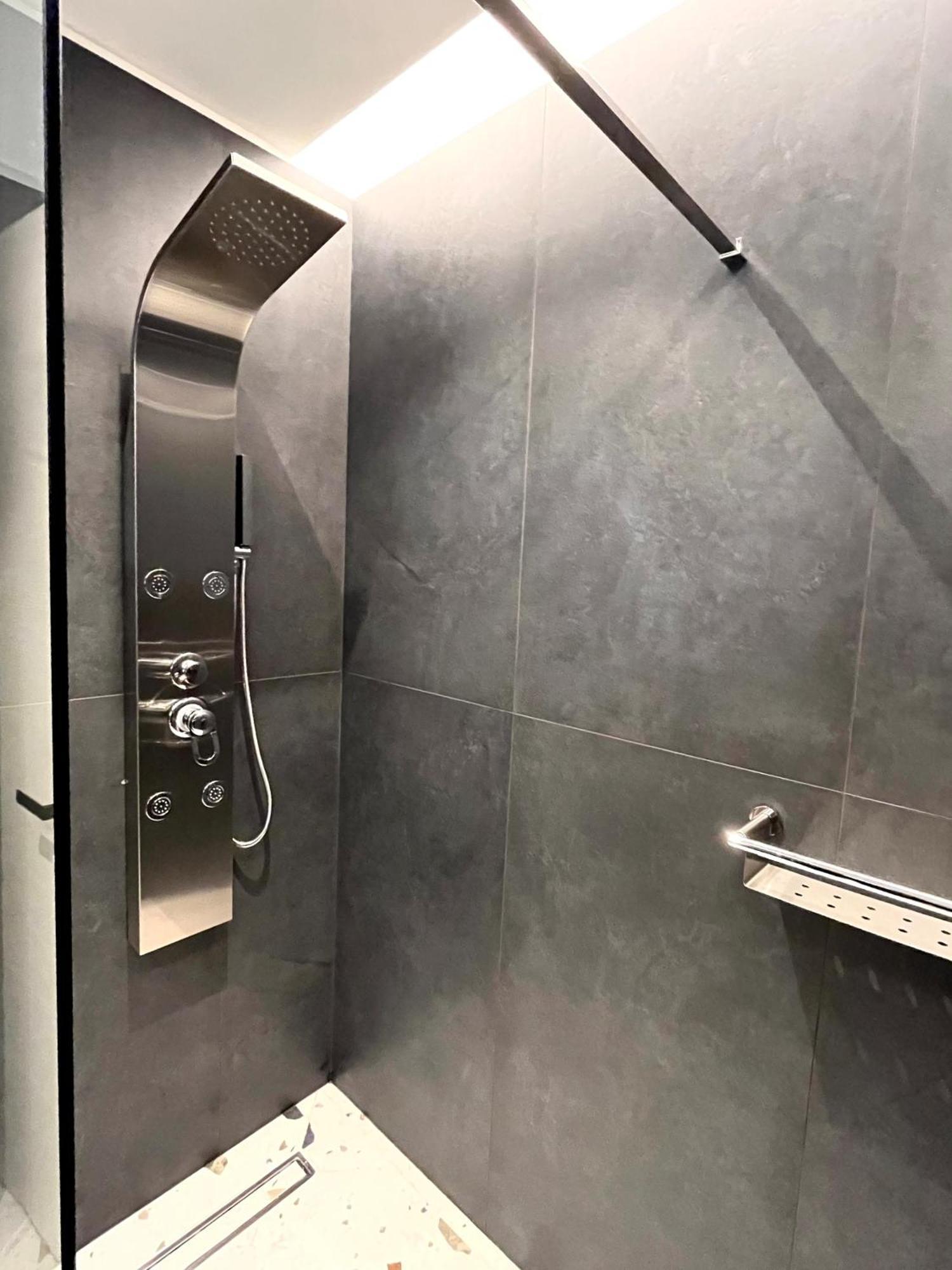 City Hill Luxury Apartments Ioannina Bagian luar foto