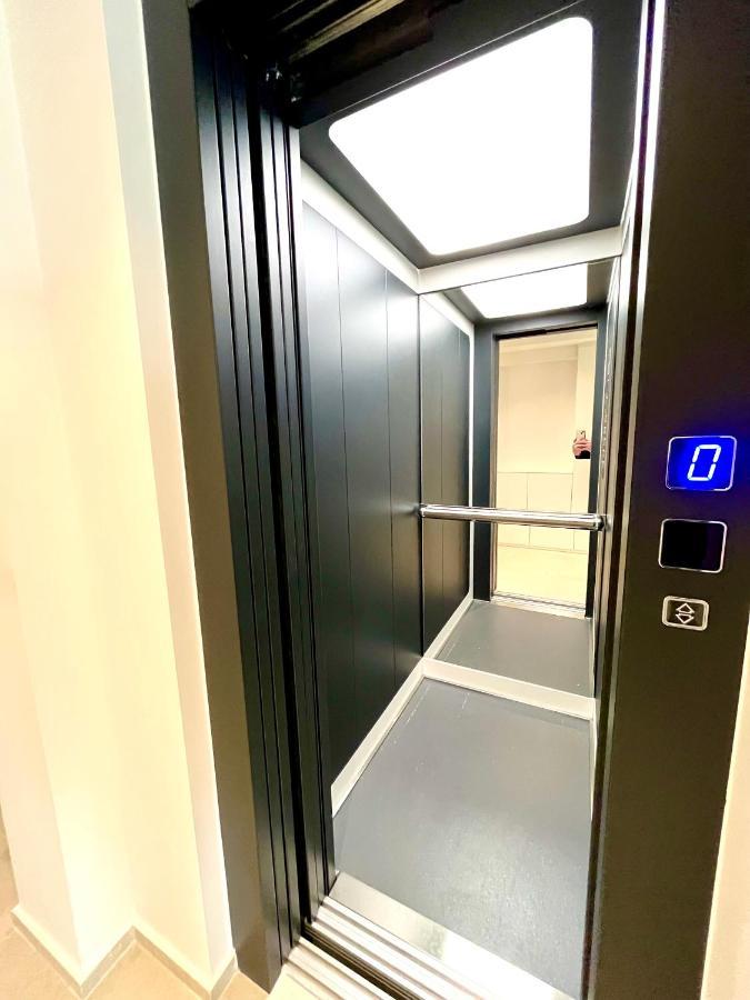 City Hill Luxury Apartments Ioannina Bagian luar foto