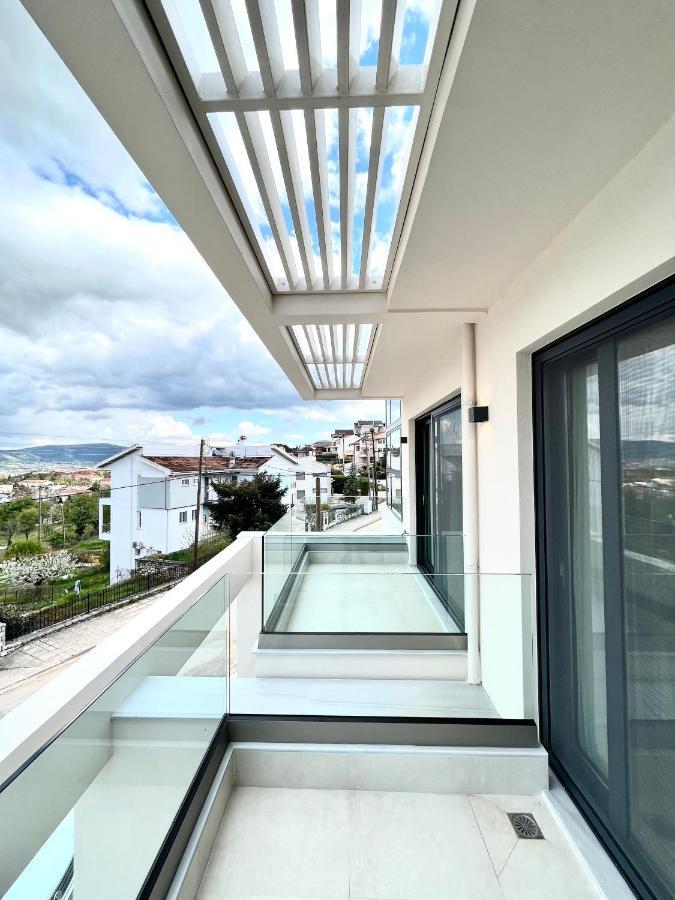 City Hill Luxury Apartments Ioannina Bagian luar foto