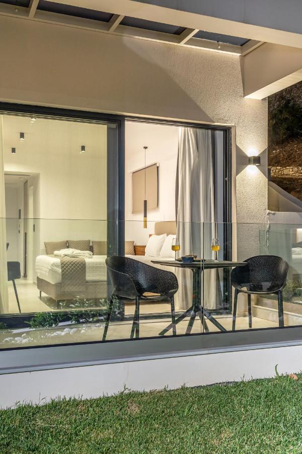 City Hill Luxury Apartments Ioannina Bagian luar foto