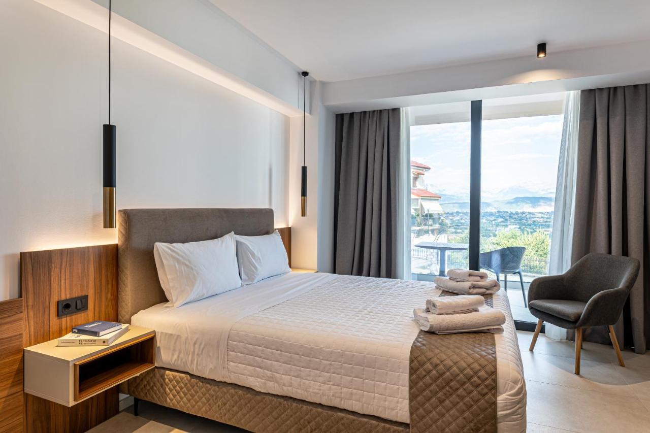 City Hill Luxury Apartments Ioannina Bagian luar foto