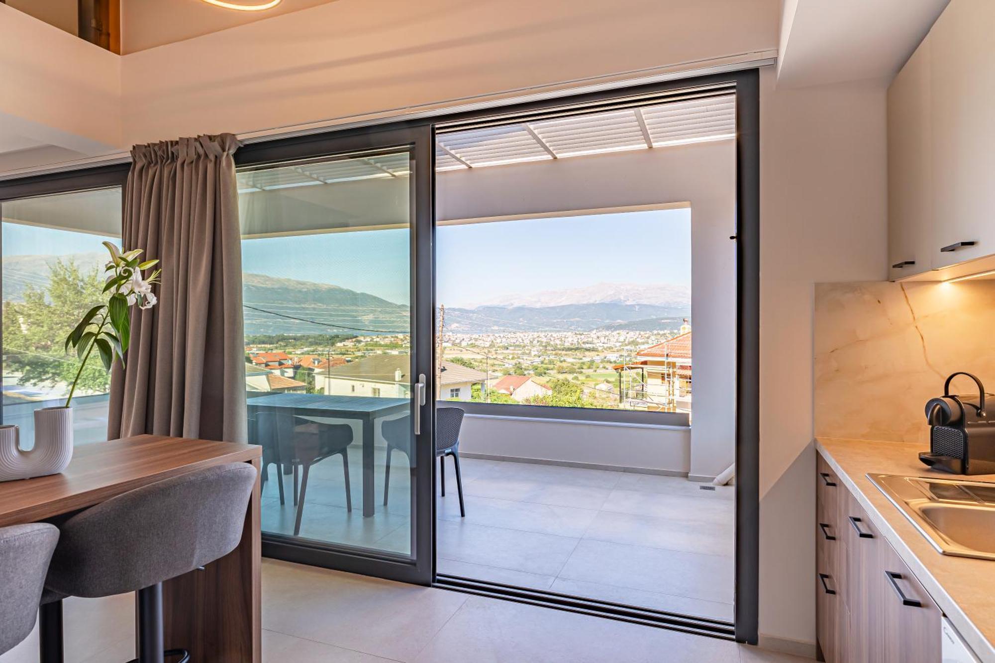 City Hill Luxury Apartments Ioannina Bagian luar foto