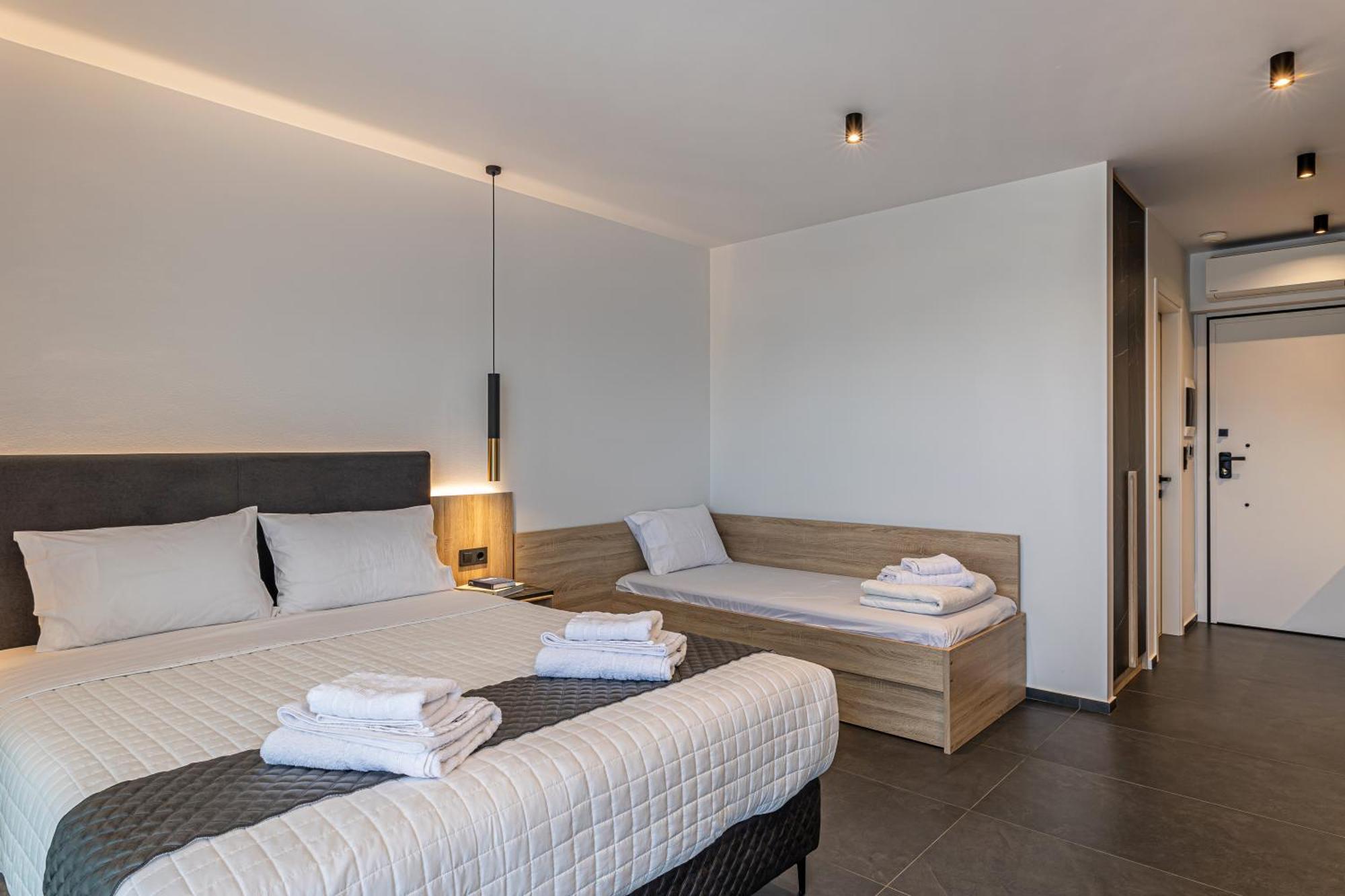 City Hill Luxury Apartments Ioannina Bagian luar foto